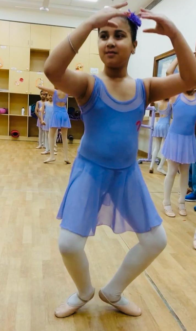 Tisnoor ballet dancing